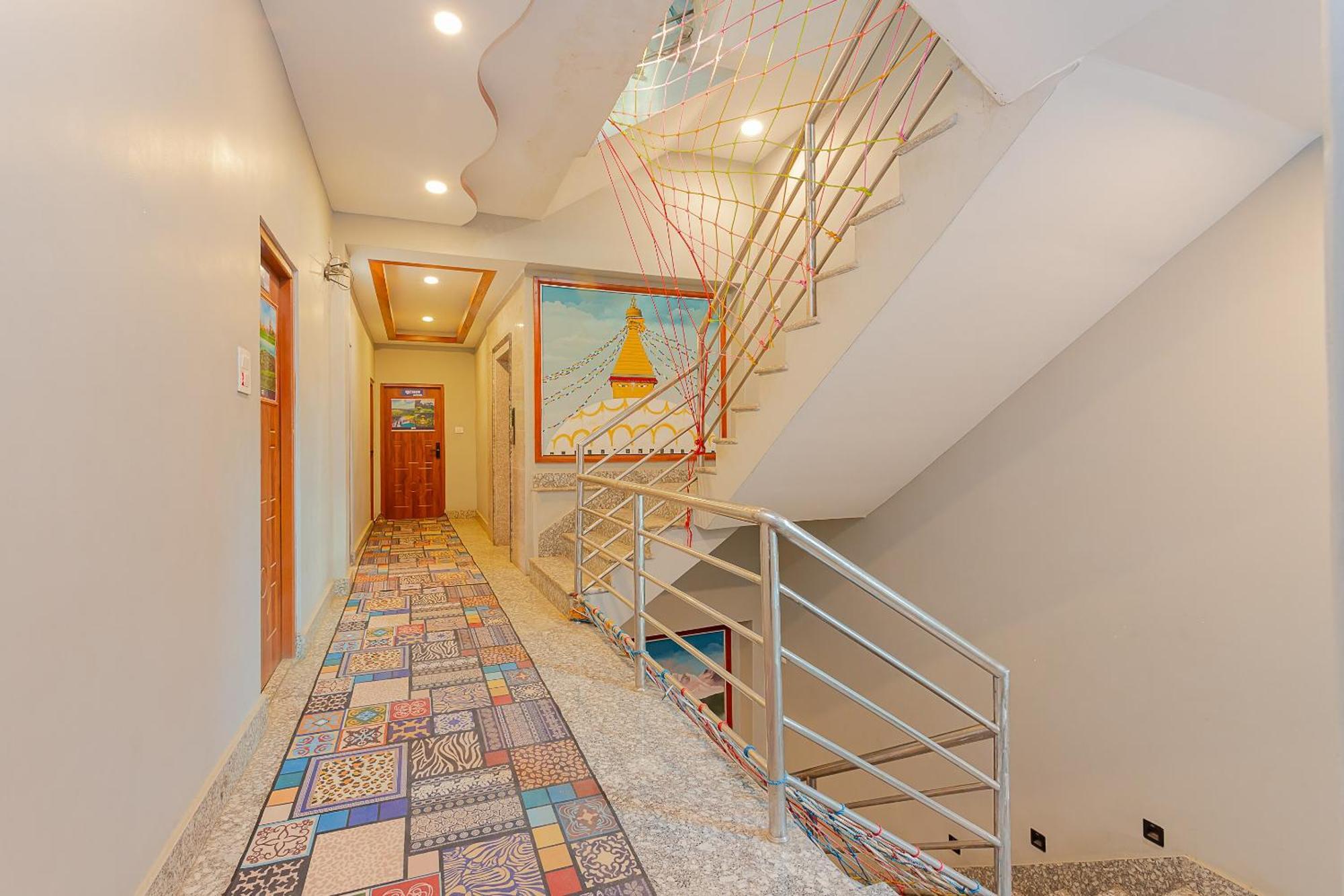 Oyo 799 Hotel Tik Tok Pvt Ltd. 加德满都 外观 照片